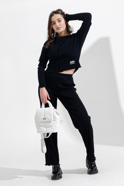 952db4c9-1796-4ab8-810e-1d9352eef1f3