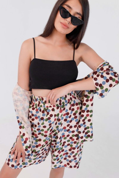 b6681bb8-3817-404d-95c7-41b3e5766c1e